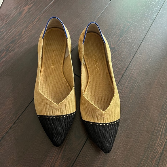 Rothy's - The Point in Camel Captoe (US 9.5) - Picture 7 of 12